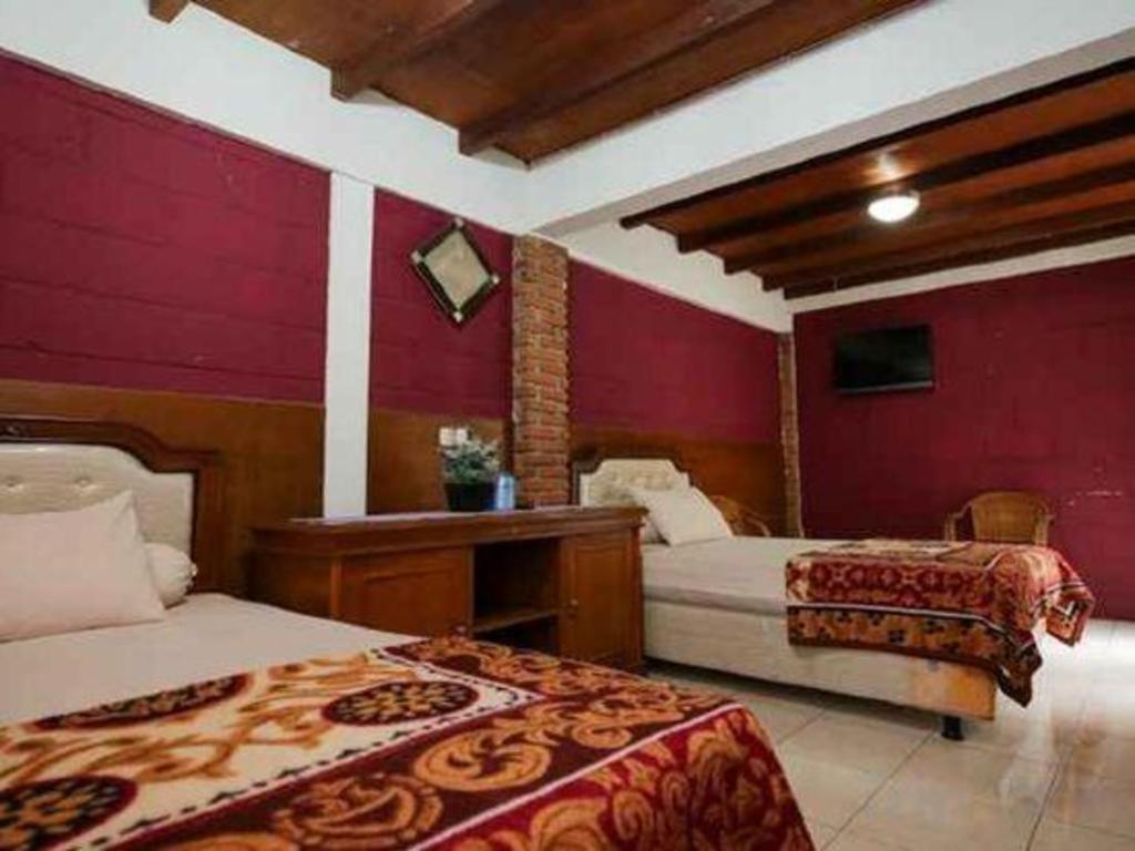 Oyo 1488 Hotel Cemara Asri Lembang Ngoại thất bức ảnh