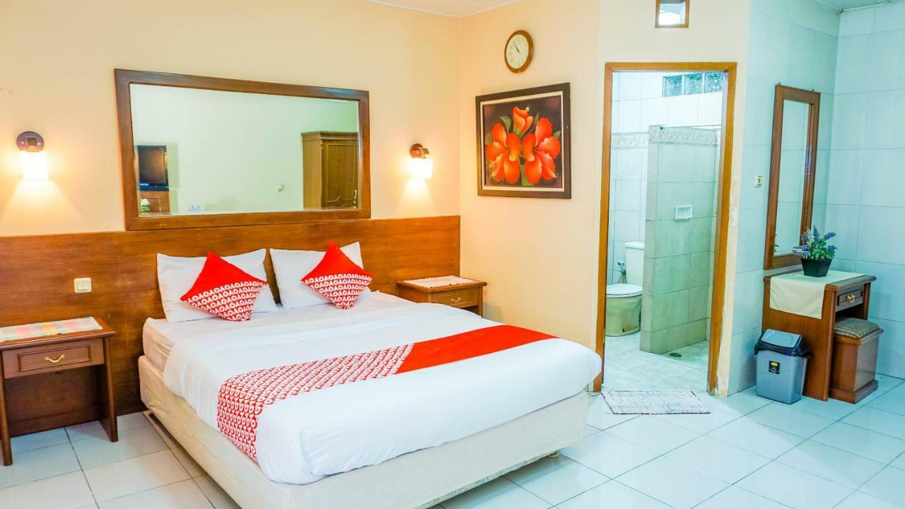 Oyo 1488 Hotel Cemara Asri Lembang Ngoại thất bức ảnh