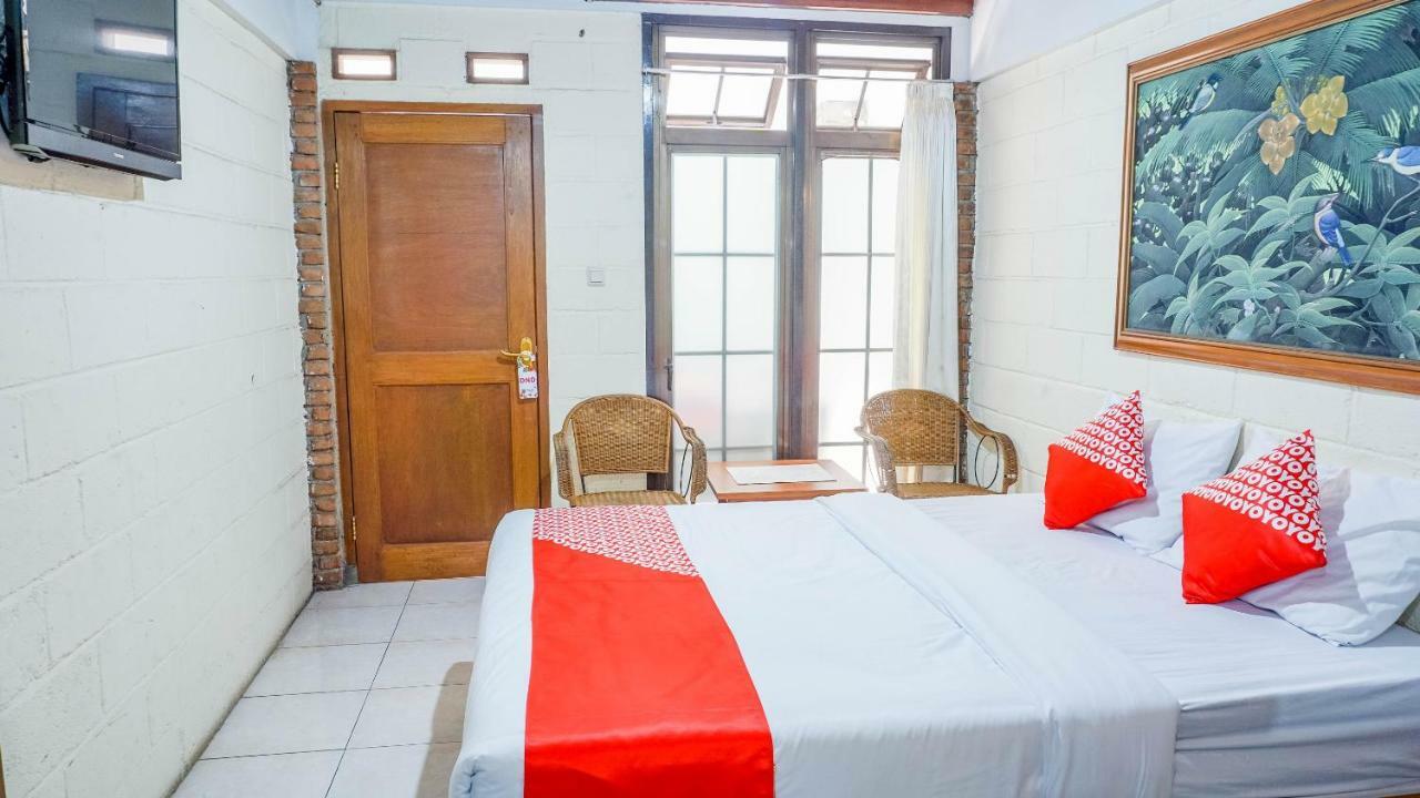 Oyo 1488 Hotel Cemara Asri Lembang Ngoại thất bức ảnh
