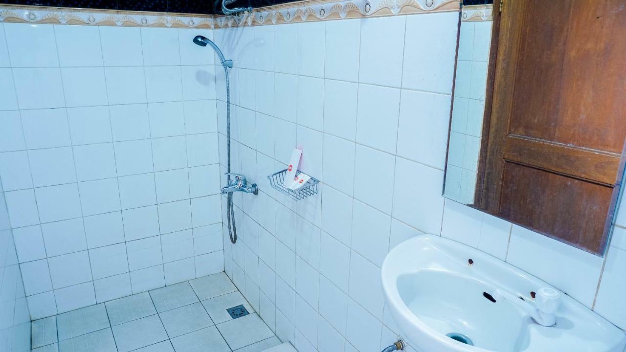 Oyo 1488 Hotel Cemara Asri Lembang Ngoại thất bức ảnh