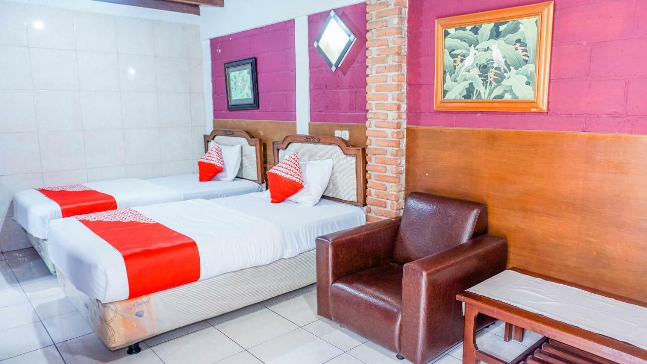 Oyo 1488 Hotel Cemara Asri Lembang Ngoại thất bức ảnh